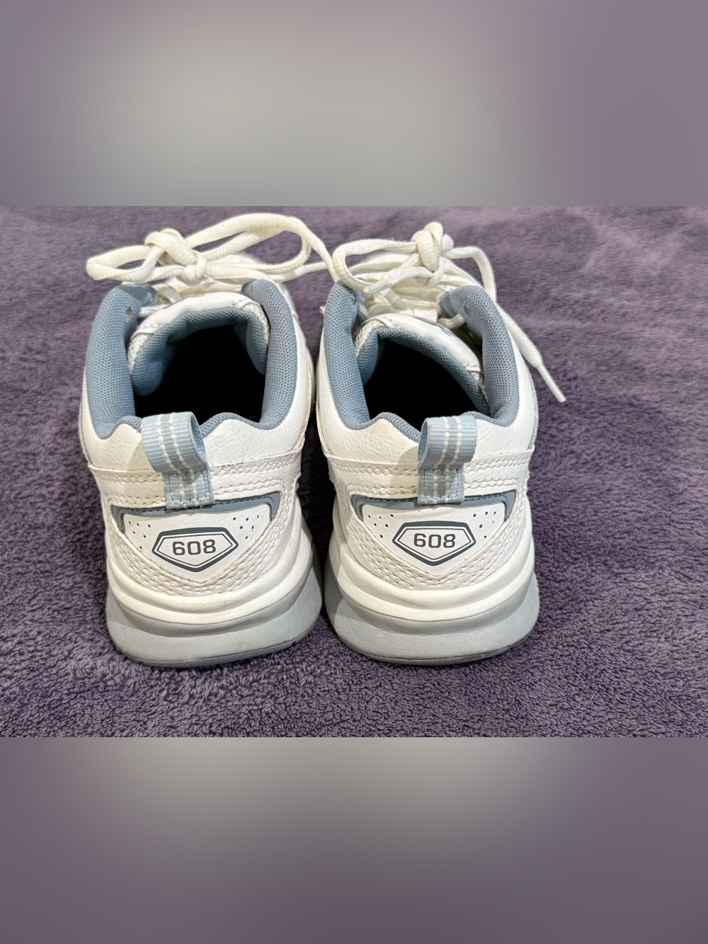 New Balance Kids White & Light Blue Sneakers - Picture 3 of 6